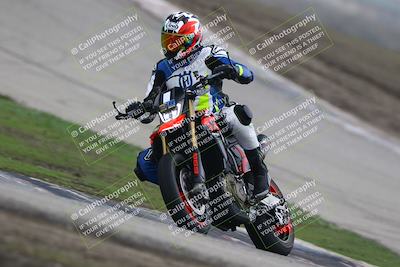 media/Nov-29-2025-TrackDaz (Sat) [[10ae2d9bce]]/B Group/Session 3 (Outside Grapevine)/